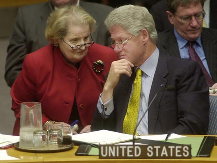 БИЈЕЛА КУЋА: Клинтон и Олбрајтова 11.јула у Сребреници