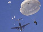 РУСИЈА: Код Пскова 2.000 руских падобранаца увежбава „дејства у непријатељској позадини“