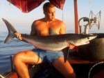 РИЈЕТКА У ЈАДРАНУ: На црногорском приморју уловљена мако ајкула