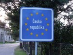 СВЕ ДУБЉЕ ПОДЕЛЕ У УНИЈИ: Чеси масовно потписују петицију за референдум о изласку из ЕУ