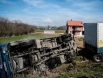 СВЕ СРПСКО НА НИШАНУ: Куртијево „Самоопредељење“ напало српски камион на Косову