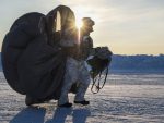 ЕКСПЕДИЦИЈА: Руски падобранци започели марш на Северни пол