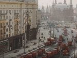 РЕКОНСТРУКЦИЈА ЗА ЈЕДАН ДАН: Како се асфалтирају улице Москве