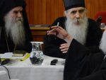 АМФИЛОХИЈЕ ТВРДИ: СПЦ није издала Руску Православну Цркву на Криту