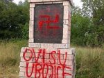 ГРАЧАЦ: “Свастика” на споменику далматинским партизанима