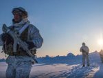НОВИ ПОХОД: На Арктик кренуо одред бродова Северне флоте