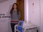 ПРИЈЕДОР: Четрнаестогодишњој Николини Драгојевић хитно потребна новчана помоћ за трансплантацију бубрега