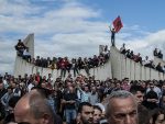 ЗАЕВ ИСПУЊАВА БЕСУ АЛБАНЦИМА: Хоће ли Македонија опстати