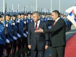 ДОЧЕКАН УЗ НАЈВИШЕ ВОЈНЕ ПОЧАСТИ: Сергеј Шојгу у Београду