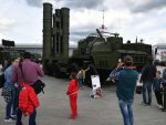 МОСКВА: Русија открила цену С-400