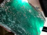 НЕСВАКИДАШЊЕ: На Уралу ископан дијамант од 1,6 килограма