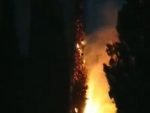 ЕКСПЛОДИРАЛА АТМОСФЕРА: Више од 10.000 муња погодило Истру, једна запалила гробље (видео)