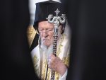 СТРАШАН УДАР НА ПРАВОСЛАВЉЕ: Цариград потврдио да признаје аутокефалност цркве у Украјини