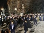 ПРЕДСЕДНИК РУСИЈЕ У БЕОГРАДУ: Тренутак кад је Путин напустио протокол и пришао окупљеним грађанима