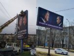 УКРАЈИНА: Порошенко наручио више од 2.000 билборда са Путиновим ликом