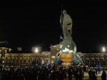БИЛО ЈЕ КРАЈЊЕ ВРЕМЕ:  Београд и читава Србија  с радошћу дочекали споменик Стефану Немањи
