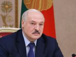 Лукашенко Западу: Ако не престанете да нападате Белорусију – бићу њен вечити председник