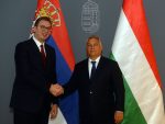 Форен полиси: Запад мора натерати Вучића и Орбана да изаберу страну