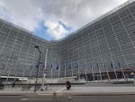 ЕУ позвала Вучића и Куртија на састанак у Бриселу