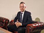Шеф мађарске дипломатије: Срећа па се Зеленски не пита за НАТО и ЕУ