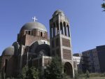 Приштина режира скандал: Поред Храма Христа Спаса постављена спомен плоча Албанцима које су „отели“ Срби