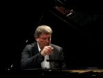 У оквиру „Кустендорф концерта“ на Мећавнику, наступио је прослављени руски пијаниста Борис Березовски
