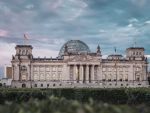 Шпигл: У Бундестагу постаје „непријатно хладно”