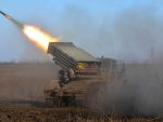 Западне тенкове на украјинским фронтовима чекају ракетни бацачи са „паметним пројектилима“ великог домета