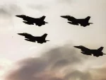 Блумберг: Амерички ловци Ф-16 ће бити лака мета за руску ПВО и авијацију