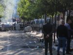 Амбасада САД оштро осудила “напад” српских цивила на припаднике Кфора