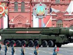 Сергеј Караганов: Русија мора да размотри коришћење нуклеарног оружја