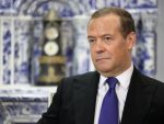 Медведев: Вашингтон се не плаши рата до посљедњег Украјинца