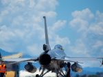 Кијев: Обука пилота на ловцима Ф-16 већ почела