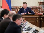 Медведев не штеди речи: Свет иде у пропаст, Бајден – матори глупан, Зеленски – кловн Франкенштајн