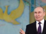 Путин: Будућност Русије се решава на фронту