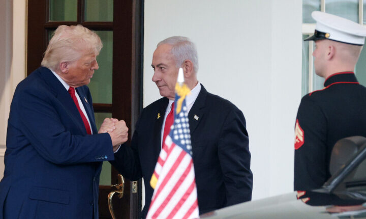 „Чекић“ који би могао да уздрма Трампову администрацију: САД опет продају озлоглашене бомбе Израелу